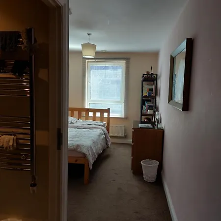 En-suite Flat In Leeds Centre Apartment *